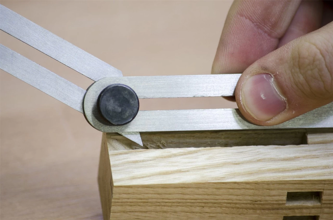 IGaging Stainless Steel Sliding Bevel 6" 4 IGaging Stainless Steel Sliding Bevel 6" - Image 2