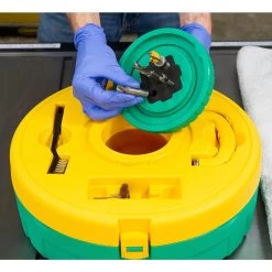 Micro Jig BLADECLEAN Blade And Bit Cleaning System -Tormek Store 91198fa1 ef44 4e00 83e3 a8bd997571fd 23374.1704809993