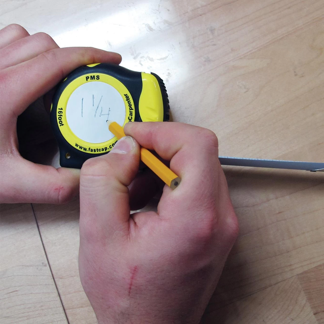 FastCap ProCarpenter Flatback Tape Measure - Standard Story Pole 5m (16ft) 7 FastCap ProCarpenter Flatback Tape Measure - Standard Story Pole 5m (16ft) - Image 5